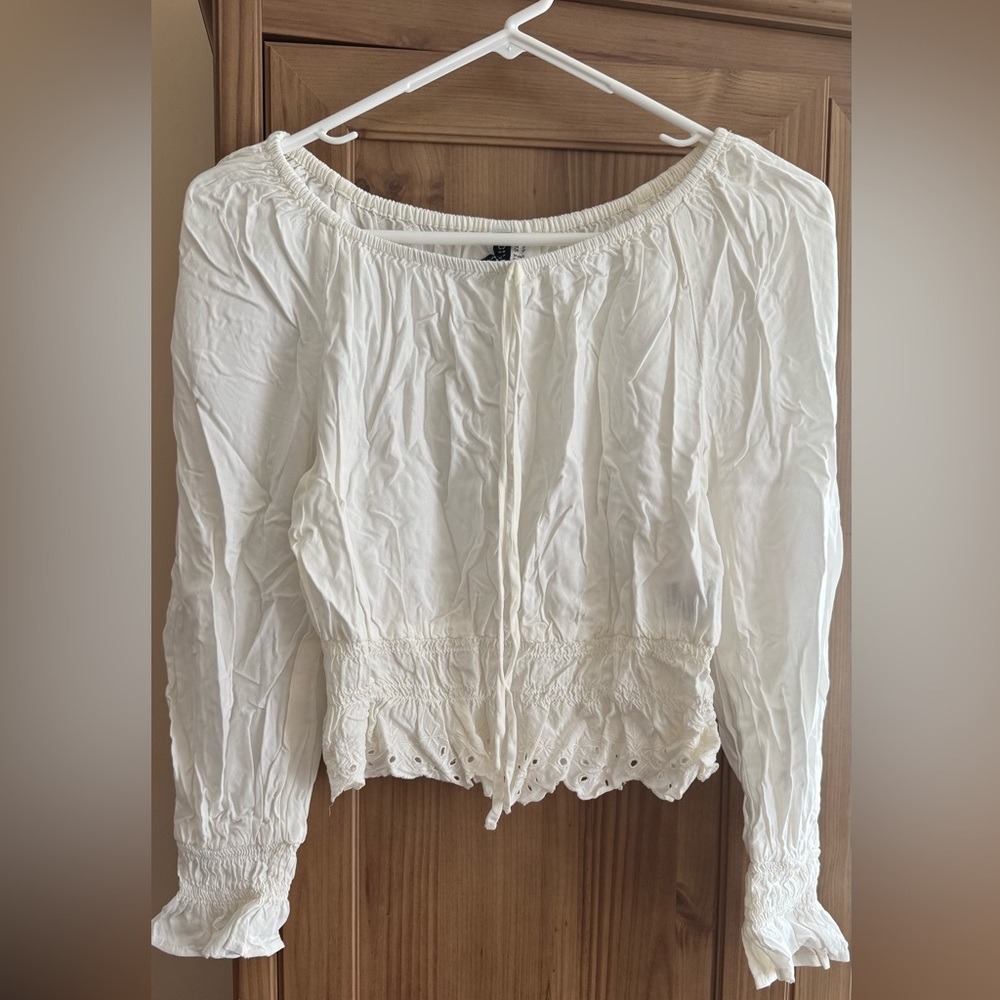 H&M Cream Cropped Top with Lace Detail, Size XS